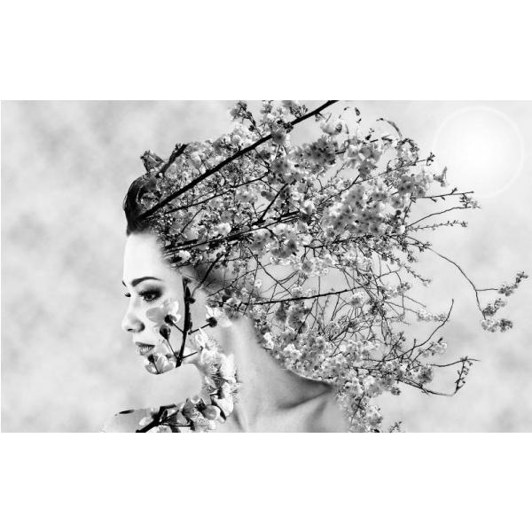 Gravura para Quadro Mulher em Sintonia com a Natureza Preto e Branco - Afi4524 - 90x55 Cm