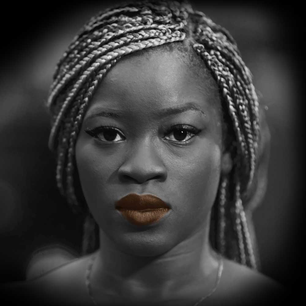 Tela para Quadros Retrato Belíssima Mulher Africana com Tranças - Afic9005