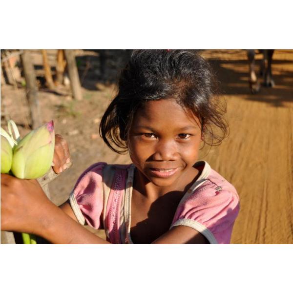 Impressão em Tela para Quadros Retrato Menina Pequena do Camboja - Afic2052
