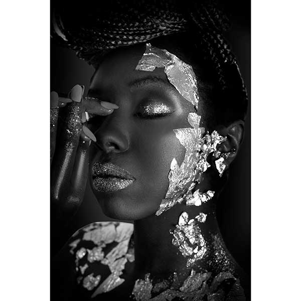 Tela para Quadro Foto Noturna Mulher Negra Detalhes em Prata - Afic18286